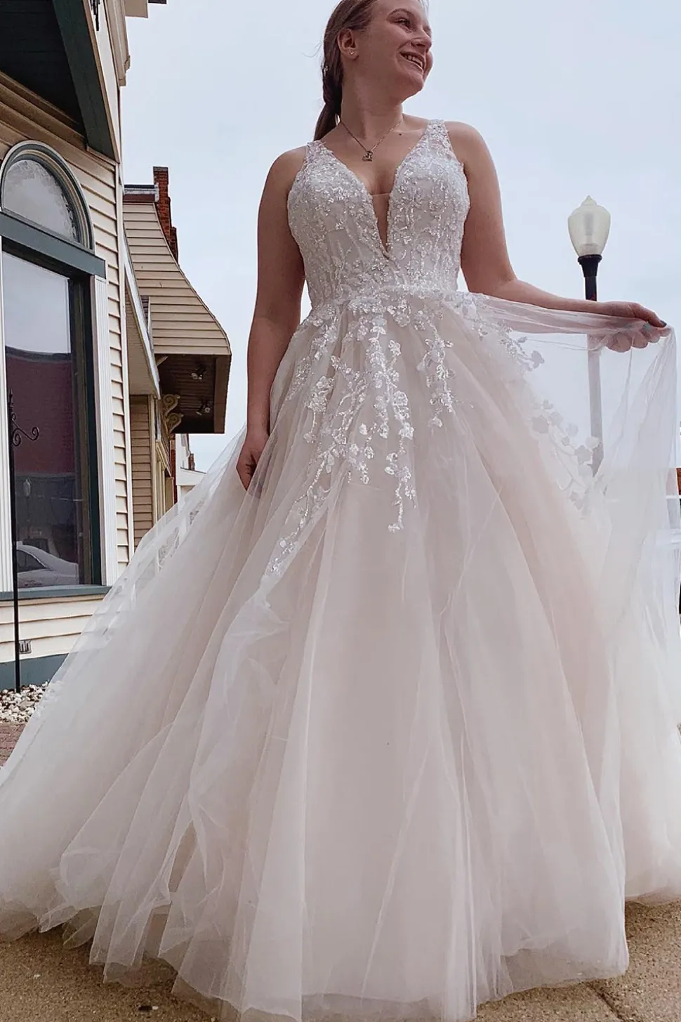 A-Line Tulle Sparkly White Sequins Long Plus Size Wedding Dress with Appliques