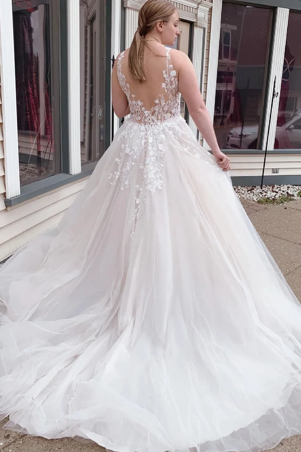 A-Line Tulle Sparkly White Sequins Long Plus Size Wedding Dress with Appliques