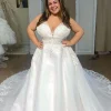 White A-Line Tulle Plus Size Long Wedding Dress with Appliques