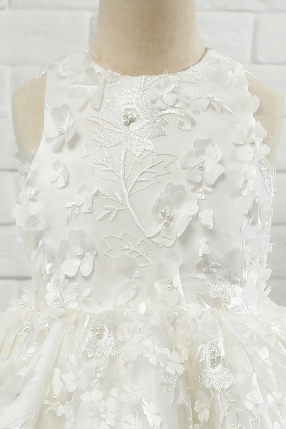 White Applique Sleeveless Flower Girl Dress
