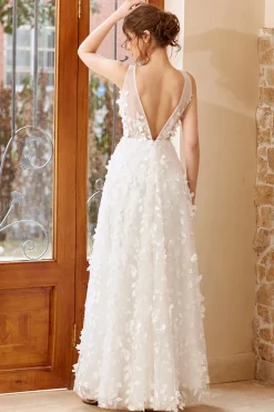 White Appliques Tulle Wedding Dress