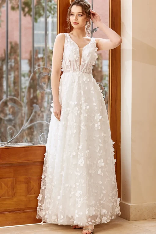 White Appliques Tulle Wedding Dress
