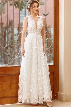 White Appliques Tulle Wedding Dress