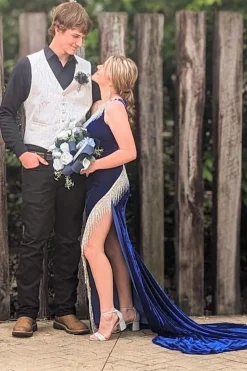 White Jacquard Vest and Black Pants 2 Pieces Men Set